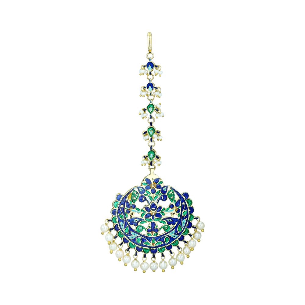 Graceful Polki Mangtikka with Pearl Drops and Intricate Design